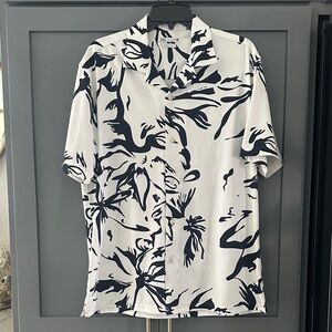 Zara Men's Black and White Abstract Shirt